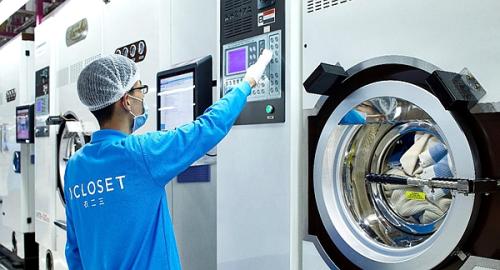 衣二三“共享衣橱”衣物洗护洗涤用水可达饮用水标准 衣二三“共享衣橱”衣物洗护洗涤用水可达饮用水标准