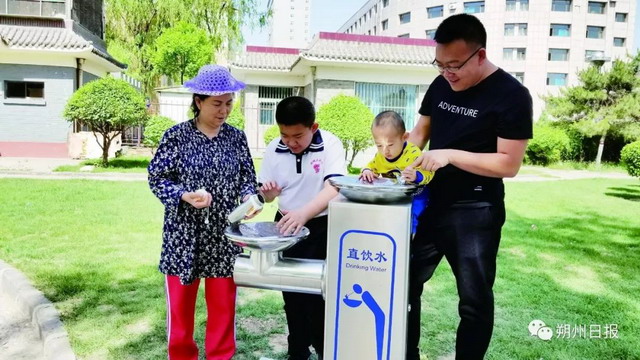 山西朔州市自来水公司开始在公共场所安装直饮水设施 山西朔州市自来水公司开始在公共场所安装直饮水设施