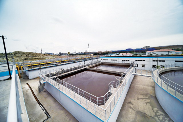 西来峰工业园区污水处理厂一角 西来峰工业园区污水处理厂一角