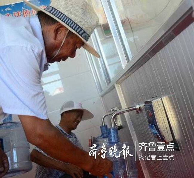 全力改善民生养马岛旅游度假区管委为各村安装净水机 全力改善民生养马岛旅游度假区管委为各村安装净水机