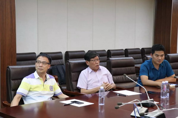 彭永臻院士与君集水处理探讨汤逊湖污水处理工艺优化