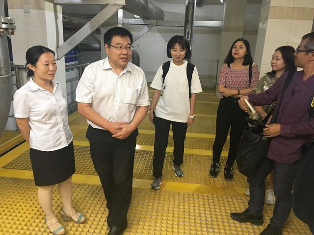 日本东京都考察团赴济南水务趵突泉泉水超滤车间参观 日本东京都考察团赴济南水务趵突泉泉水超滤车间参观