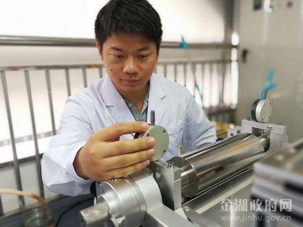 淮安科润膜增强型全氟离子膜流延机获优秀发明专利奖 淮安科润膜增强型全氟离子膜流延机获优秀发明专利奖