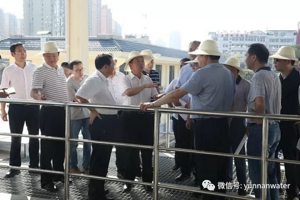 岳阳市委书记一行来到罗家坡污水处理厂二期现场调研 岳阳市委书记一行来到罗家坡污水处理厂二期现场调研