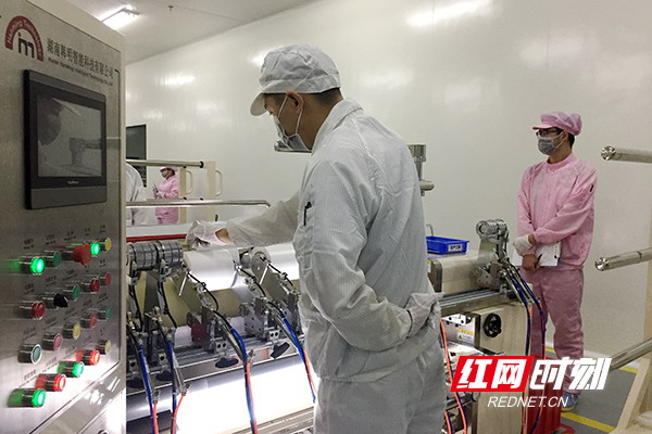 湖南烁普生产线建设创下锂电池隔膜行业投产速度奇迹 湖南烁普生产线建设创下锂电池隔膜行业投产速度奇迹