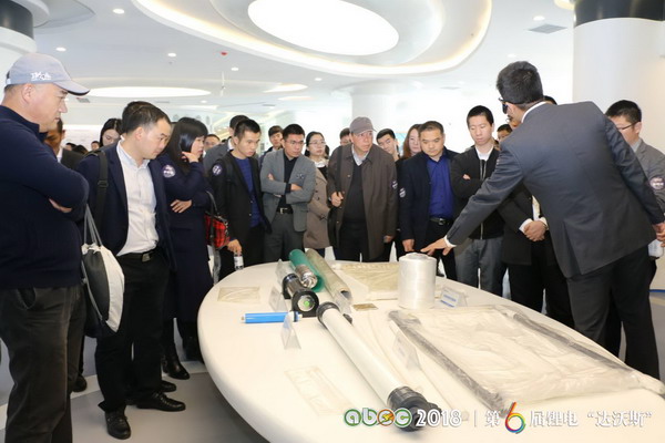 锂电“达沃斯”参会嘉宾赴蓝科途和中科华联参观考察 锂电“达沃斯”参会嘉宾赴蓝科途和中科华联参观考察