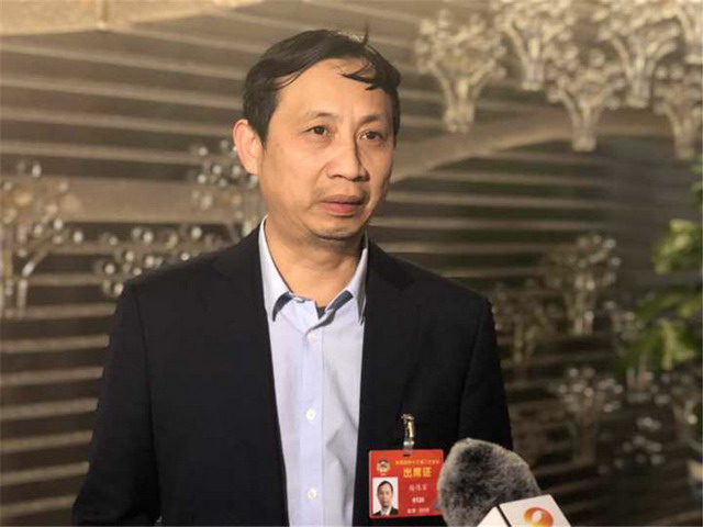 杨伟军委员:建议分步推进城市住宅社区管道分质供水 杨伟军委员:建议分步推进城市住宅社区管道分质供水