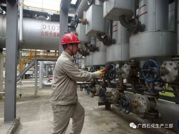 广西石化每小时五万方氢气膜回收装置已投入生产运行