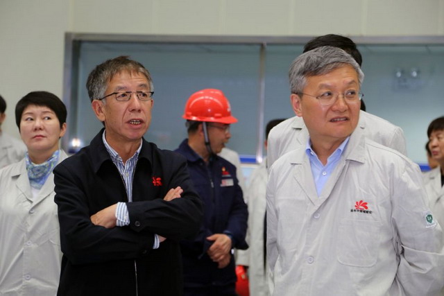 陕西省政协副主席祝列克一行来到榆能化进行专题调研 陕西省政协副主席祝列克一行来到榆能化进行专题调研