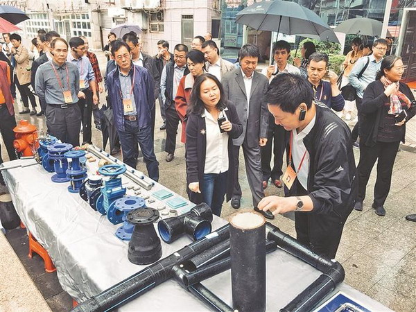 建成自来水直饮盐田示范区深圳水务累计投入8.64亿元 建成自来水直饮盐田示范区深圳水务累计投入8.64亿元