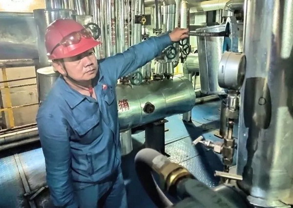 宁夏石化炼油厂水汽车间精操作勤调整降低成本要效益 宁夏石化炼油厂水汽车间精操作勤调整降低成本要效益