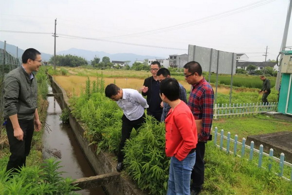 苍南县财政局调研组一行现场调研MBR膜技术的使用情况 苍南县财政局调研组一行现场调研MBR膜技术的使用情况