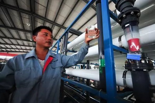 鄂尔多斯准格尔旗大路工业园中水回用污水变“清流” 鄂尔多斯准格尔旗大路工业园中水回用污水变“清流”