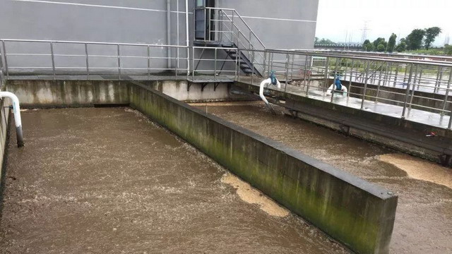 重庆大学环境学院师生参观江北机场东航站区污水处理 重庆大学环境学院师生参观江北机场东航站区污水处理