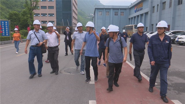 云南澄江县政府考察团赴湖北兴发集团取经绿色磷化工 云南澄江县政府考察团赴湖北兴发集团取经绿色磷化工