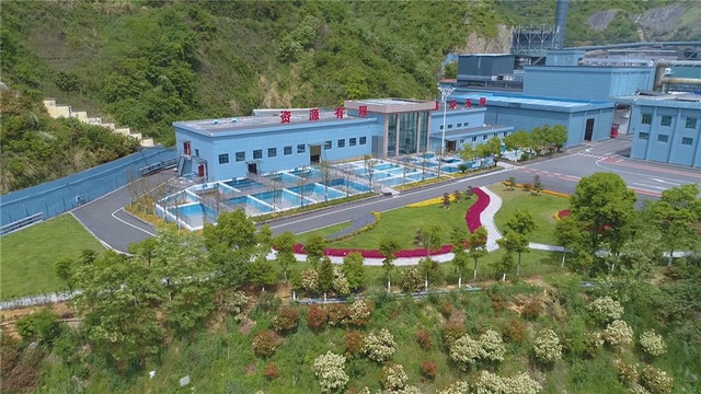 云南澄江县政府考察团赴湖北兴发集团取经绿色磷化工 云南澄江县政府考察团赴湖北兴发集团取经绿色磷化工