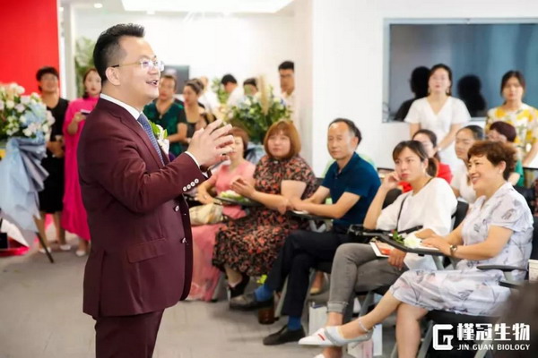 槿冠生物开业典礼暨黑科技产品推介会在北京总部举行 槿冠生物开业典礼暨黑科技产品推介会在北京总部举行