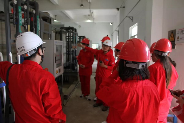 华理资环学院绿水环川实践团参观龙王庙天然气净化厂 华理资环学院绿水环川实践团参观龙王庙天然气净化厂