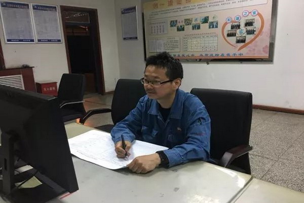 兰州石化炼油污水处理车间尹祖君运维反渗透很有心得 兰州石化炼油污水处理车间尹祖君运维反渗透很有心得