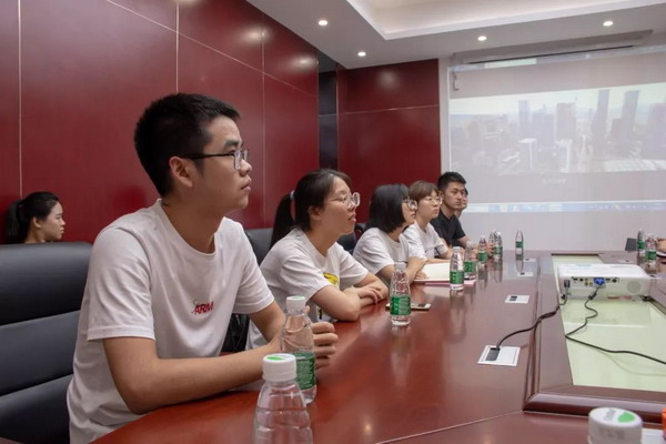 清华大学“初心服务团”江西萍乡实践队深入普天高科 清华大学“初心服务团”江西萍乡实践队深入普天高科