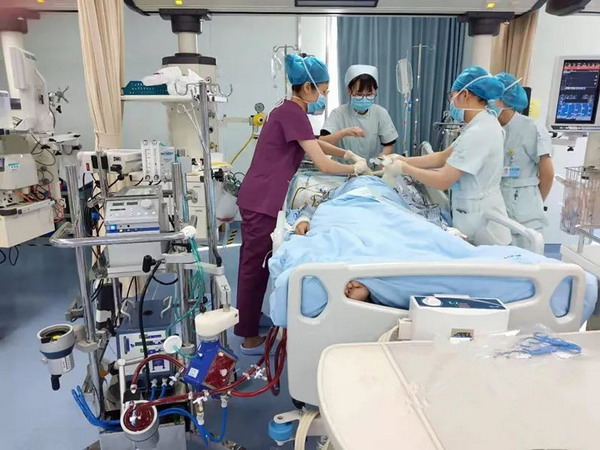 浙江三门县人民医院首次运用ECMO对重症哮喘患者救治