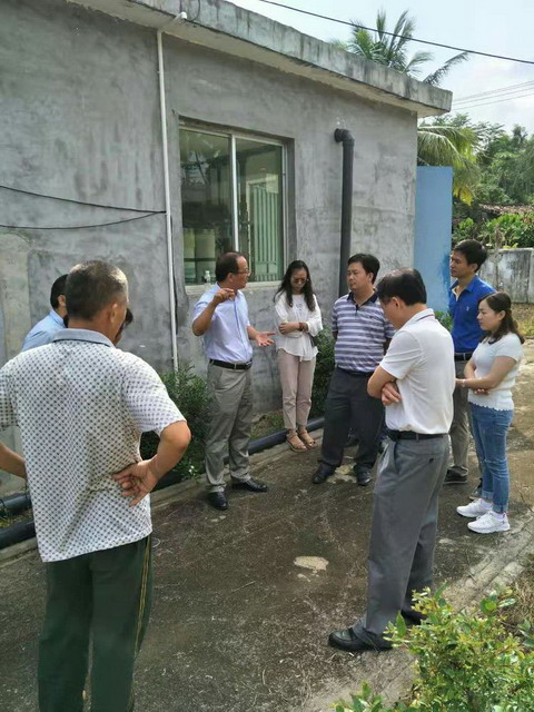 海南省水务厅总工现场指导定安县龙湖镇永丰水厂供水 海南省水务厅总工现场指导定安县龙湖镇永丰水厂供水