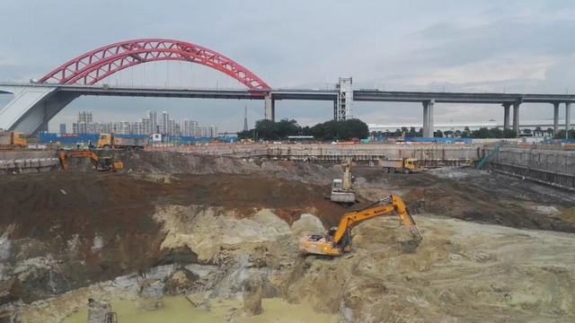 全地埋式结构广州市洛溪岛净水厂一期工程正紧张施工 全地埋式结构广州市洛溪岛净水厂一期工程正紧张施工