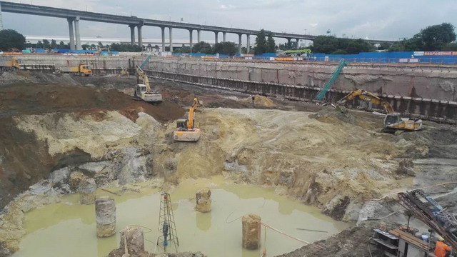 全地埋式结构广州市洛溪岛净水厂一期工程正紧张施工 全地埋式结构广州市洛溪岛净水厂一期工程正紧张施工