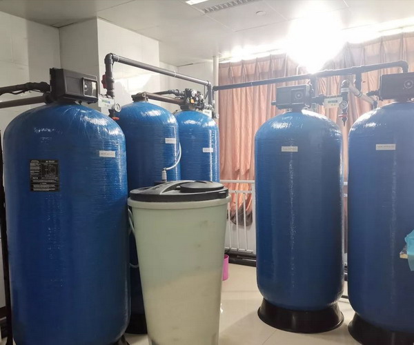 徐医附院血液净化中心护士长讲解透析用水是怎样来的 徐医附院血液净化中心护士长讲解透析用水是怎样来的