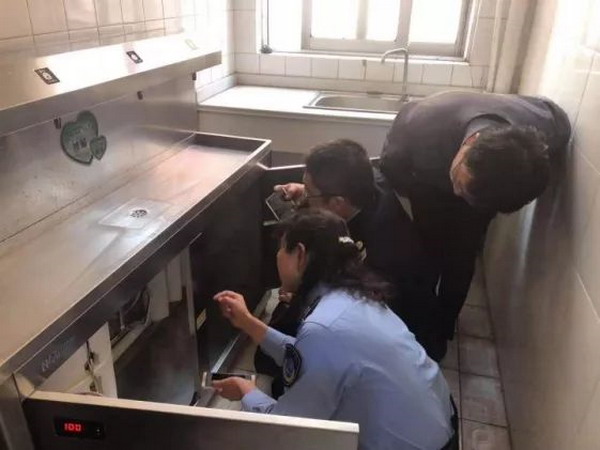 南通市卫生监督所开展校园健康饮水提质升级专项督查