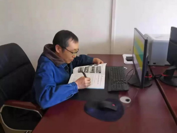 优秀青年身边典型:兰太实业钠业公司热动力厂黄庭江 优秀青年身边典型:兰太实业钠业公司热动力厂黄庭江