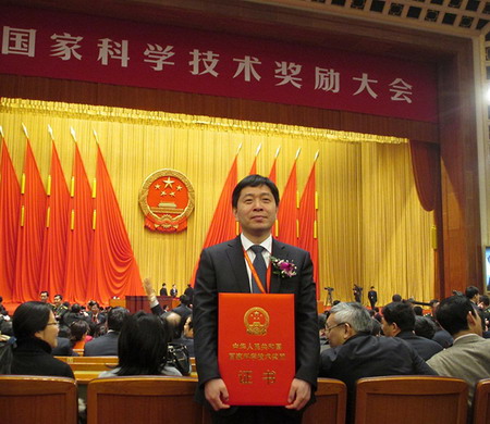东华大学副校长、中国工程院院士俞建勇 东华大学副校长、中国工程院院士俞建勇