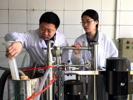 赵黎明教授获华东理工大学第二届“青年英才校长奖” 赵黎明教授获华东理工大学第二届“青年英才校长奖”