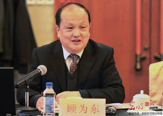 一体化非并网风能海水淡化首席科学家顾为东汇报成果 一体化非并网风能海水淡化首席科学家顾为东汇报成果