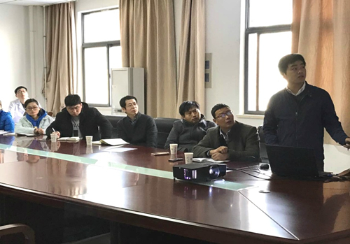 南澳大利亚大学教授徐浩兰博士作报告 南澳大利亚大学教授徐浩兰博士作报告