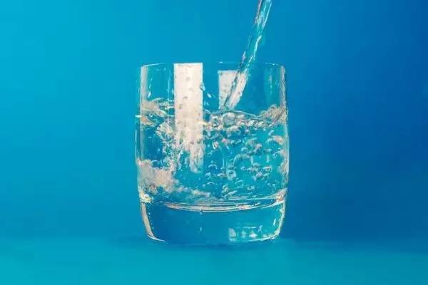 “石墨烯之父”安德烈·海姆领衔突破海水淡化膜技术 “石墨烯之父”安德烈·海姆领衔突破海水淡化膜技术
