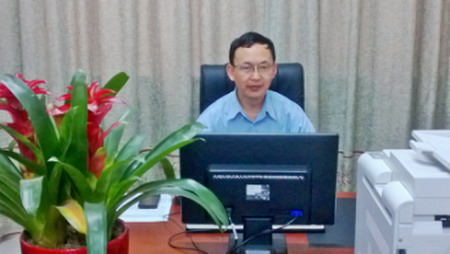 苏科大白仁碧教授团队成功研发出“亲水疏油功能膜” 苏科大白仁碧教授团队成功研发出“亲水疏油功能膜”