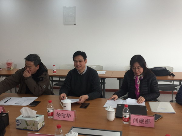 上海硅酸盐所工业陶瓷课题组智能膜项目迎来访客参观 上海硅酸盐所工业陶瓷课题组智能膜项目迎来访客参观