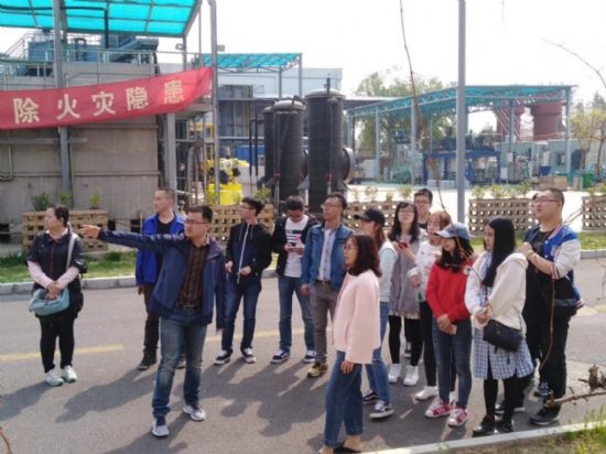 哈工大环境学院组织博士生社会实践团“北京名企行” 哈工大环境学院组织博士生社会实践团“北京名企行”