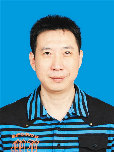 西安建大王磊教授获“西安市十大创业杰出人物”称号 西安建大王磊教授获“西安市十大创业杰出人物”称号