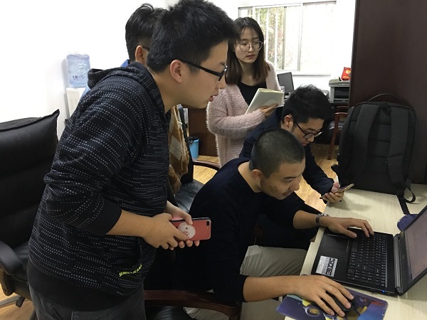 宁波材料所田子奇研究员来到南京师范大学作学术交流