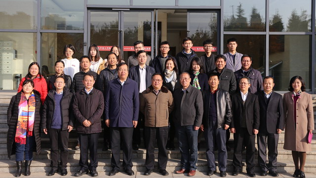 王海辉教授在陕西师范大学交流化工膜分离和膜反应器 王海辉教授在陕西师范大学交流化工膜分离和膜反应器