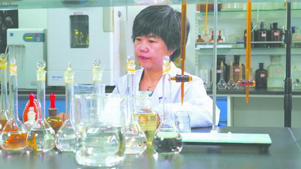 记“2018中科院年度感动人物”青海盐湖所研究员王敏