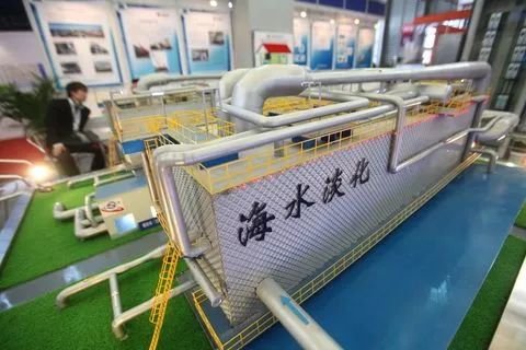 莱斯大学成功将太阳能膜蒸馏淡化效率提高了50%以上 莱斯大学成功将太阳能膜蒸馏淡化效率提高了50%以上