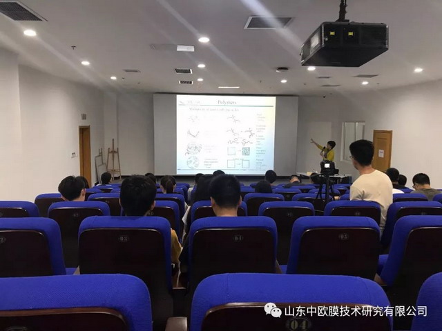 德里奥利等三位意大利膜专家在威海市哈工大举办讲座 德里奥利等三位意大利膜专家在威海市哈工大举办讲座