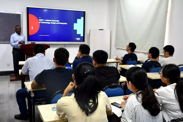 墨尔本皇家理工杰葛教授到青岛科技大学环境学院讲学 墨尔本皇家理工杰葛教授到青岛科技大学环境学院讲学