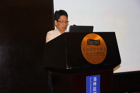 中国膜工业协会驻会常务副秘书长、首席顾问尤金德致开幕词 中国膜工业协会驻会常务副秘书长、首席顾问尤金德致开幕词