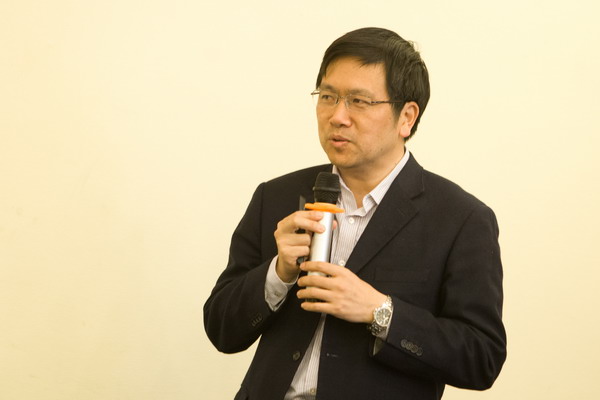 南京工业大学范益群教授 南京工业大学范益群教授