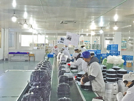 沁园集团的新一代净水器生产车间 沁园集团的新一代净水器生产车间