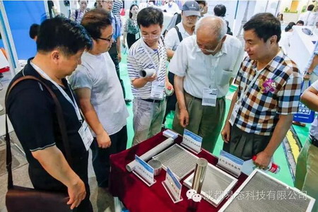 行业专家莅临易优健康展位 行业专家莅临易优健康展位